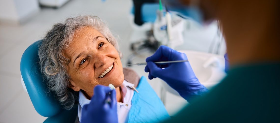 Dentures vs implants